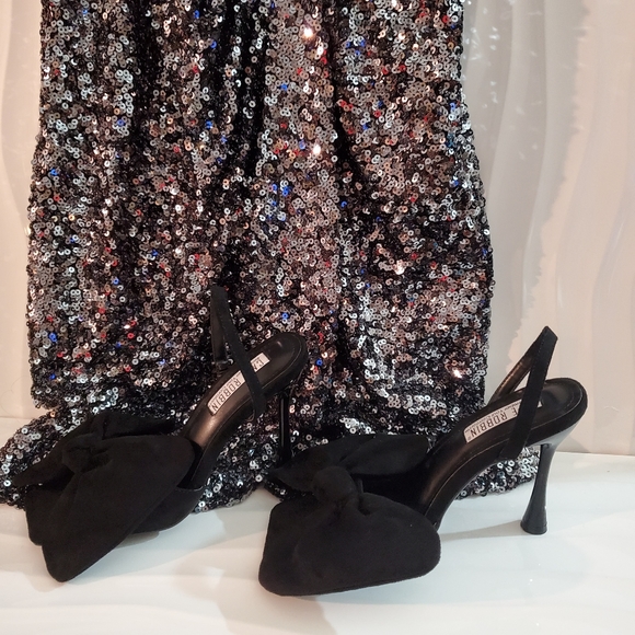 Cape Robbin Heeled Sandals - Picture 6 of 8